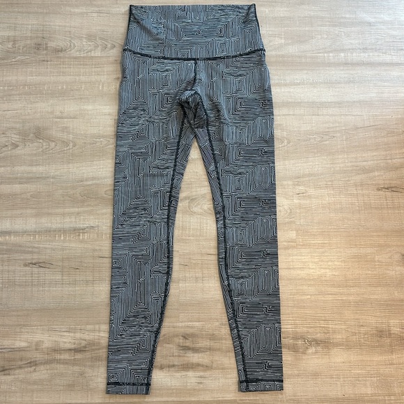 Lululemon Wunder Under Pant Hi-Rise - Picture 4 of 7